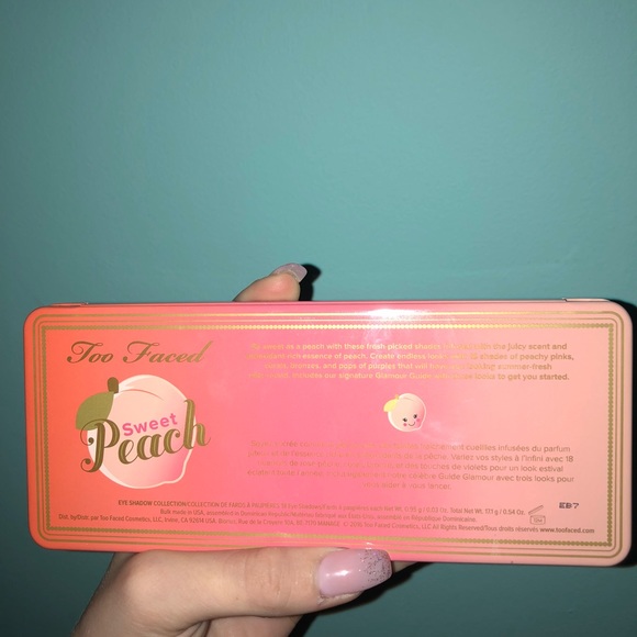 too faced sweet peach palette - Picture 3 of 3